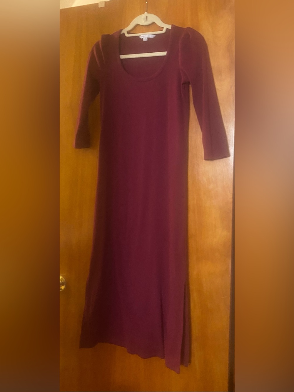 Scoop Neck 3/4 Sleeve Maxi Dress in Burgundy